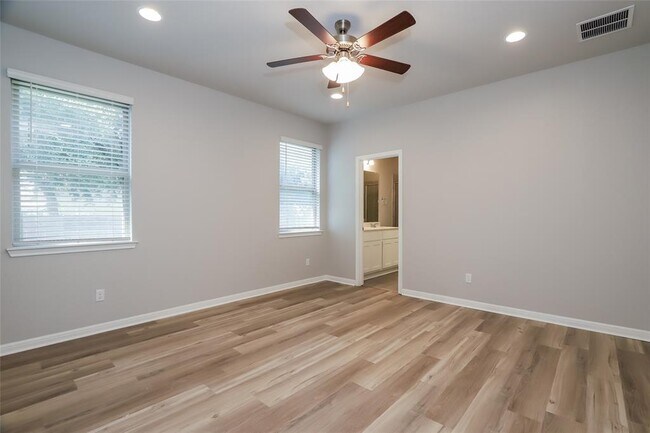Building Photo - 2724 Juniper Woods Rd