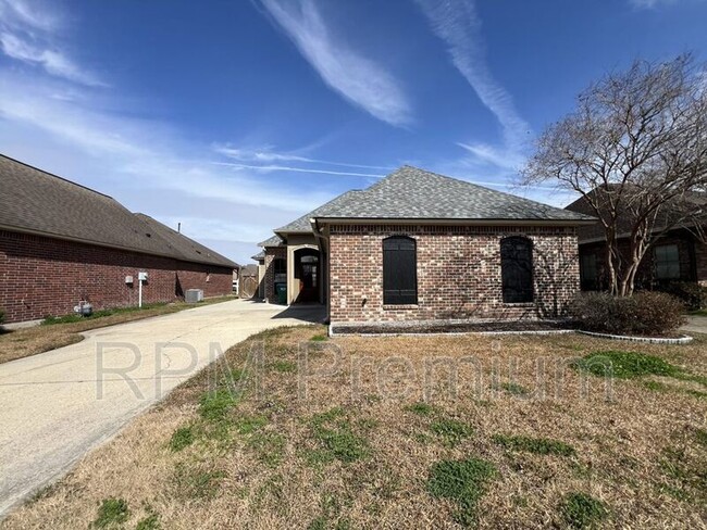 Building Photo - 4116 Carolina Dr