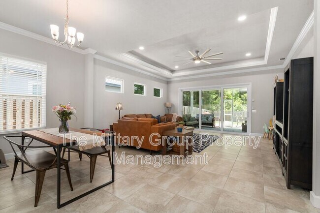 Building Photo - 6901 SW Lugano Ct