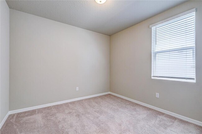 Building Photo - 10210 Daybreak Glen