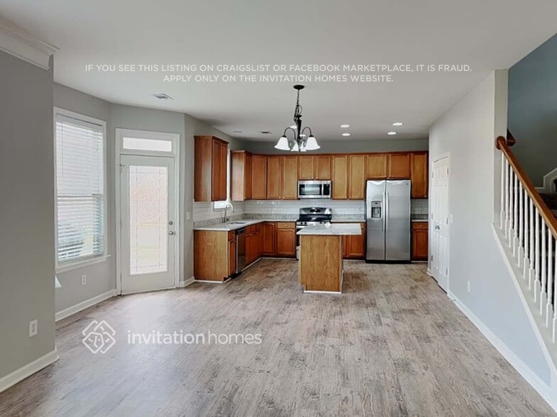 Building Photo - 2322 Loowit Falls Dr