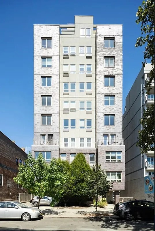 Building Photo - 139 Skillman Ave