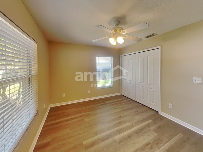 Building Photo - 1075 Princeton Dr
