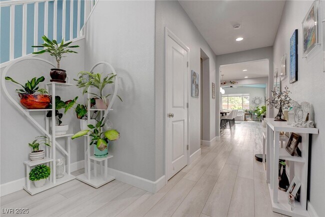 Primary Photo - 10597 Cloud Whisper Dr