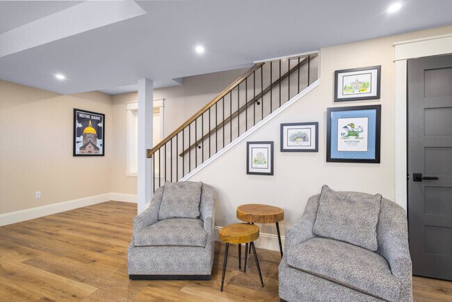 Building Photo - 1112 N St Peter St