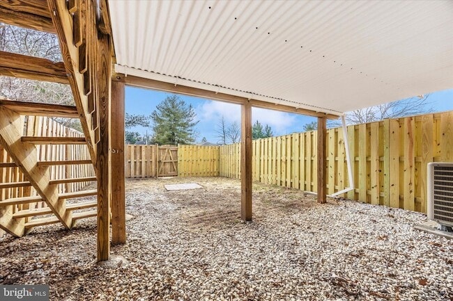 Building Photo - 114 Colony Ct