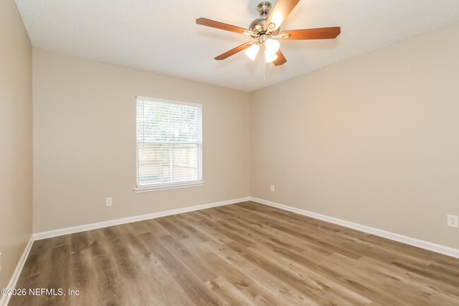 Building Photo - 611 Gum St