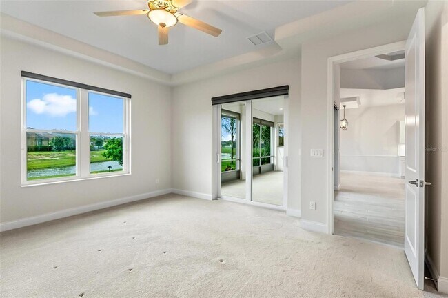 Building Photo - 128 Del Palma Dr