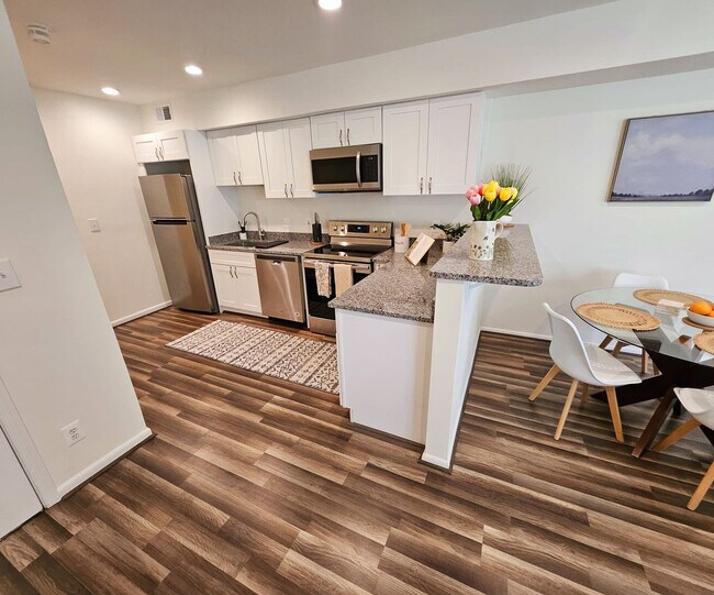 Building Photo - 2439 18th St NW