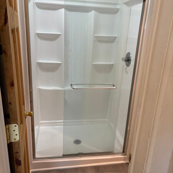 Building Photo - 953 W 17th St