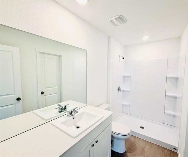 Building Photo - 449 Jones Bch Ln