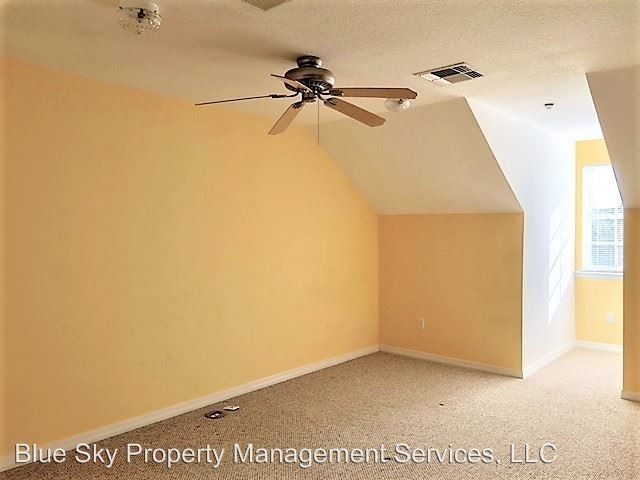 Building Photo - 3 br, 2.5 bath House - 641 Mulberry Ave.