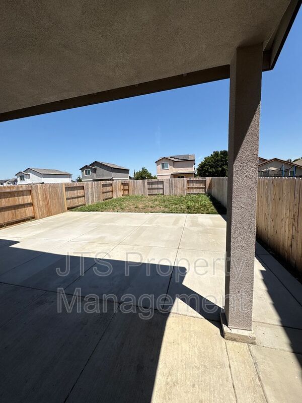 Building Photo - 47 Brookbay Way