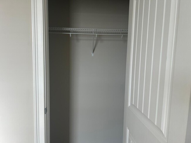 Building Photo - 523 Balsam Fir Dr