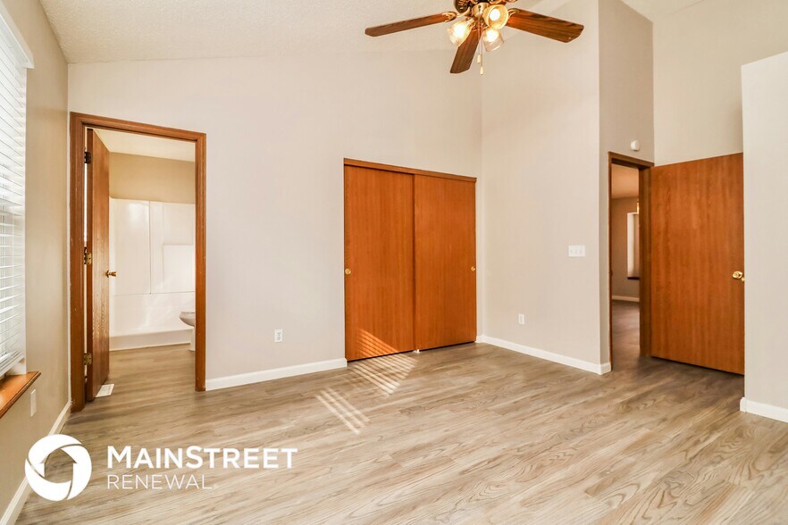 Building Photo - 3039 Plum Creek Dr