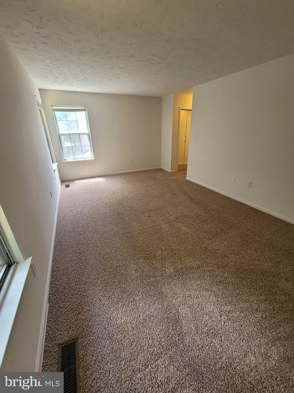 Building Photo - 6406 Bear Ct
