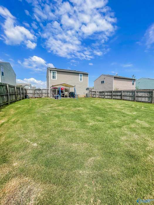 Building Photo - 3284 Castlecreek Dr