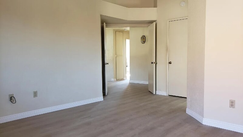 Building Photo - 1213 Jasmine St