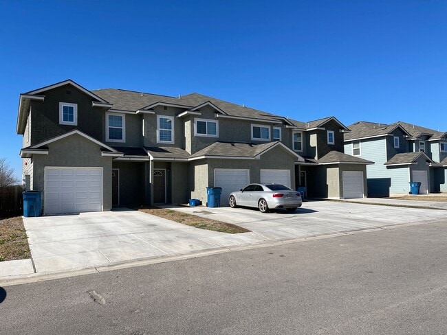 Primary Photo - Townhome for rent