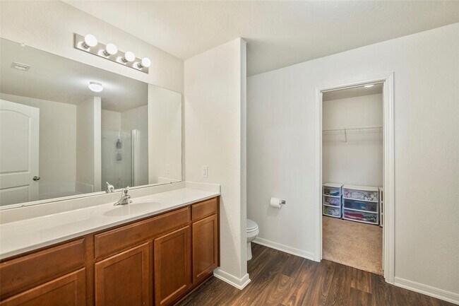 Building Photo - 12730 Pelican Bay Dr