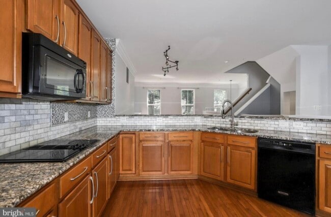 Building Photo - 2609 Sour Dock Dr