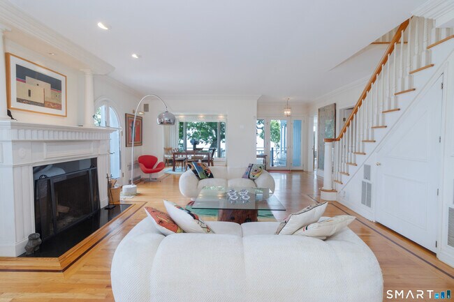 Building Photo - 18 Rockland Park