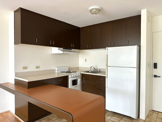 Primary Photo - Pet Friendly - Diamond Head Hillside 2BR/1...