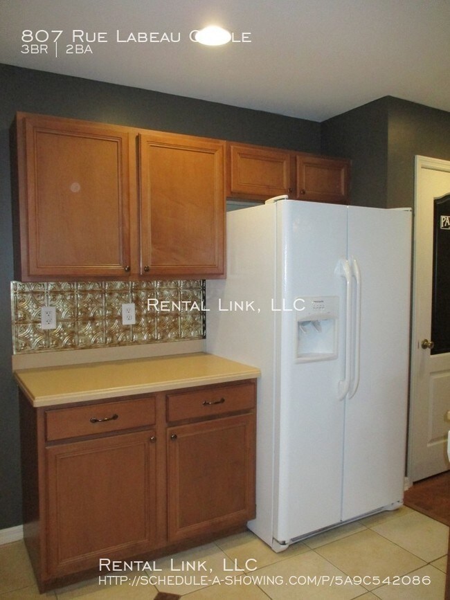 Building Photo - 807 Rue Labeau Cir