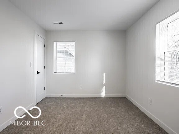 Building Photo - 849 N Oakland Ave