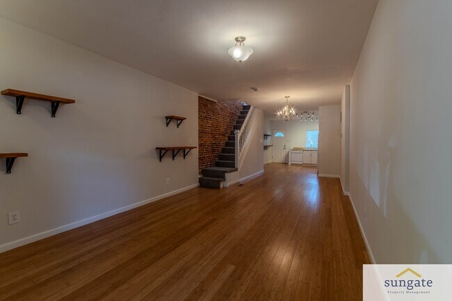 Building Photo - 341 E 27th St
