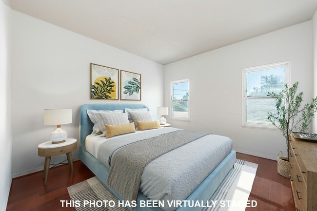 Building Photo - 1846 Holmby Ave