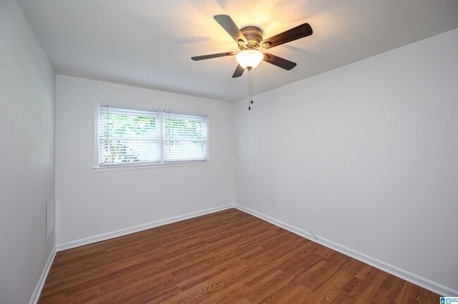 Building Photo - 1064 Sherbrooke Dr