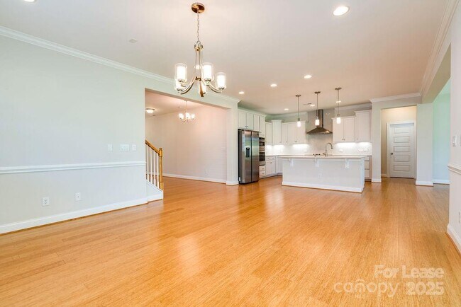 Building Photo - 6607 Wildbrook Dr