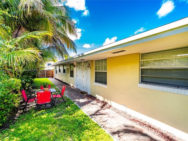 Building Photo - 2020 Miami Rd