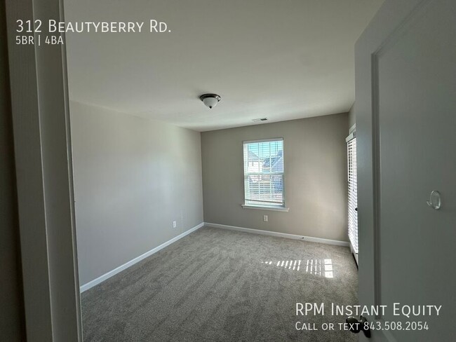 Building Photo - 312 Beautyberry Rd