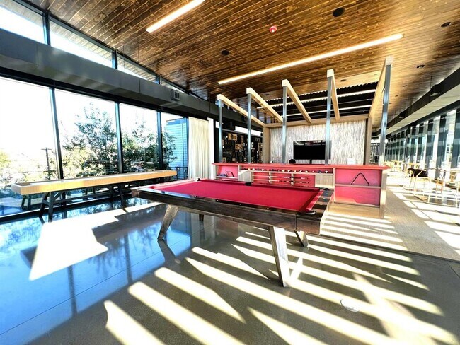 Building Photo - 8905 Centurion Path