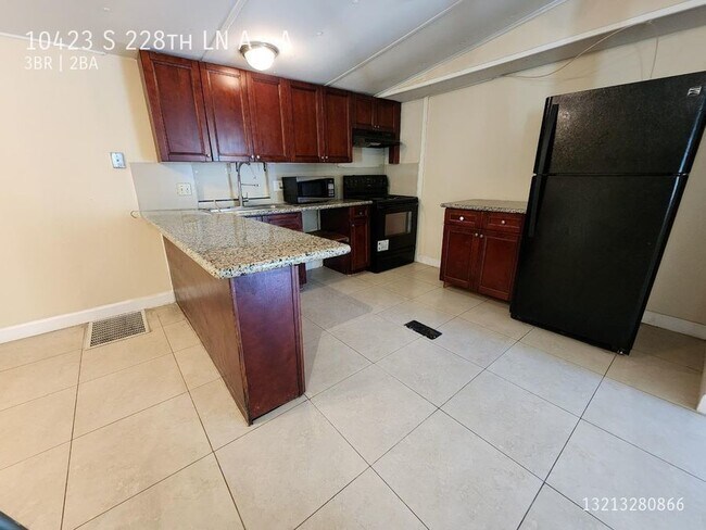 Building Photo - 10423 S 228th Ln