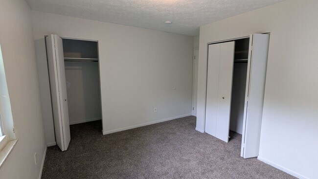 Building Photo - Springs Acquisitions, LLC (1493 Hobart Ave)