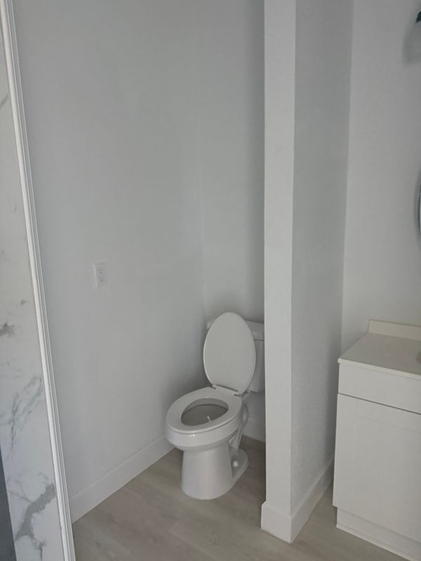 Building Photo - 540 Beal St NW