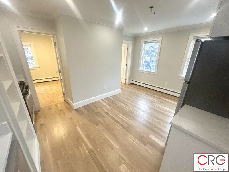 Building Photo - 190 3rd St