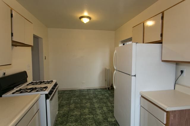 Building Photo - 5746 N Winthrop Ave