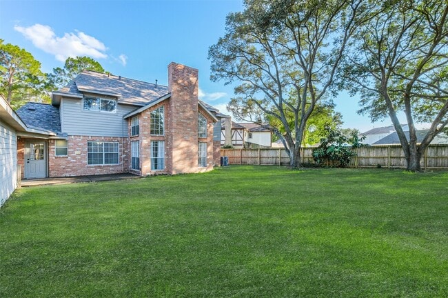 Building Photo - 20506 Park Pine Ln