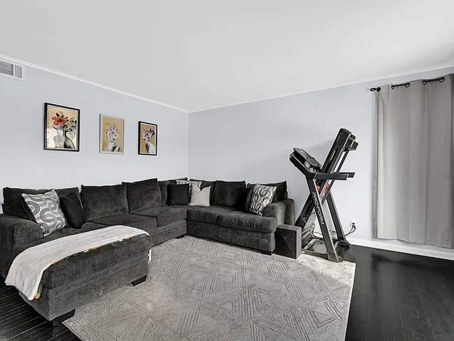 Building Photo - 46567 W 83rd St