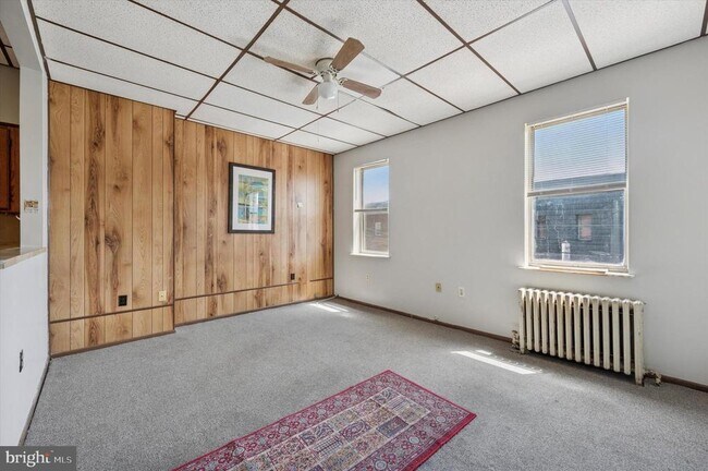 Building Photo - 1639 Wolf St