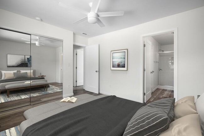 Building Photo - 5288 Manhasset Dr