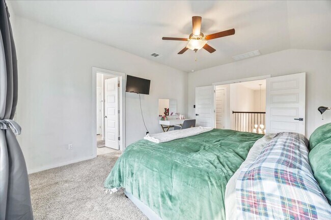Building Photo - 4710 Audubon Pl