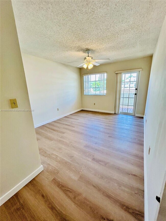Building Photo - 1280 S Alhambra Cir