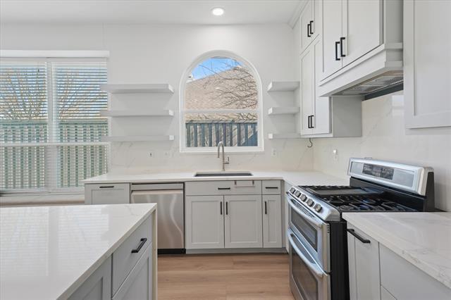 Building Photo - 8405 Greenspoint Dr