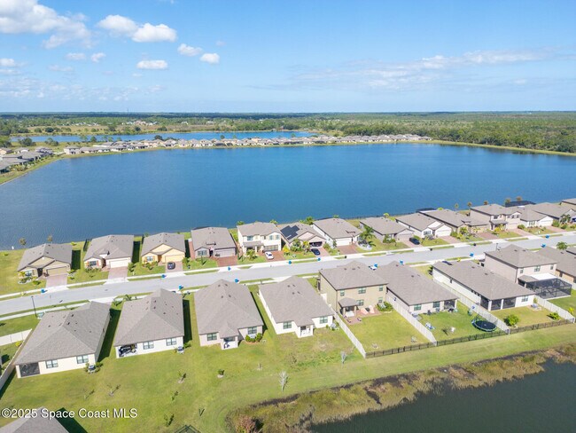 Building Photo - 1854 Capital Dr