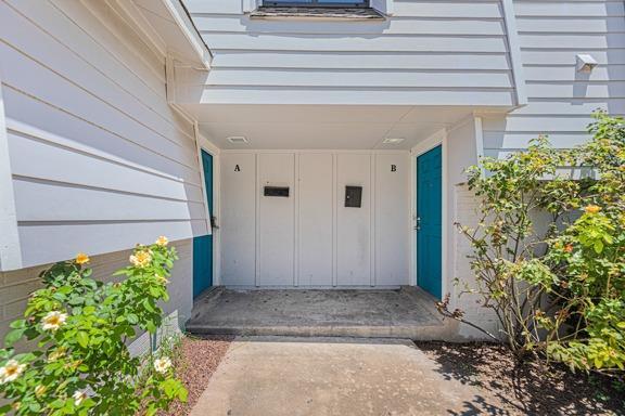 Building Photo - 8524 Dryfield Dr